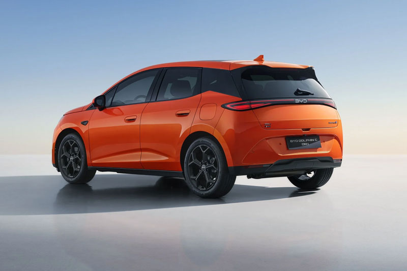 Xe hatchback động cơ PHEV, công suất 163 mã lực, thiết kế thể thao, giá 730 triệu đồng