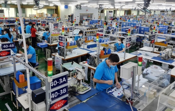 Doanh nghiệp tư nhân ngày càng chật vật tìm đơn hàng

