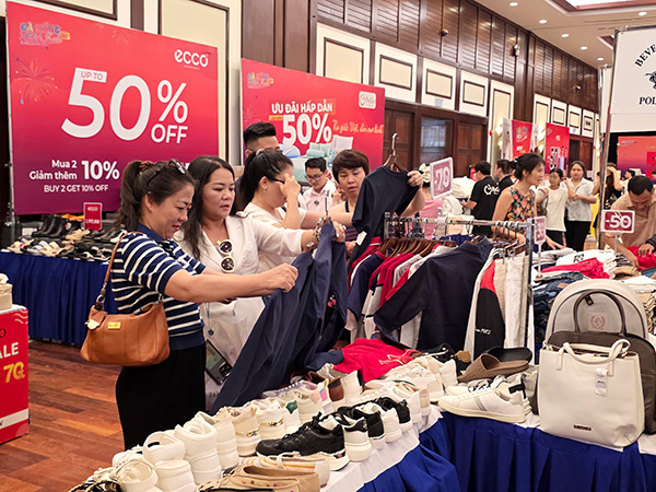 Gần 20.000 mặt hàng khuyến mại tại Đà Nẵng Mega Sale 2026 