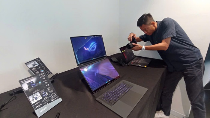 ASUS ROG ra mắt laptop chơi game giá gần 200 triệu đồng