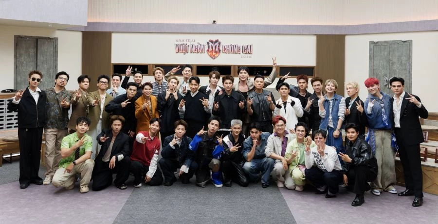 34 anh tài ngày đầu hội ngộ