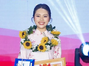 Ca sĩ Phương Mỹ Chi được tuyên dương danh hiệu Thanh niên tiên tiến 2026
