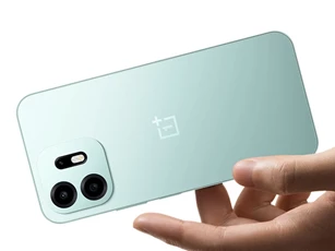 Smartphone độ bền quân đội, pin 8.000mAh, giá hơn 6 triệu đồng