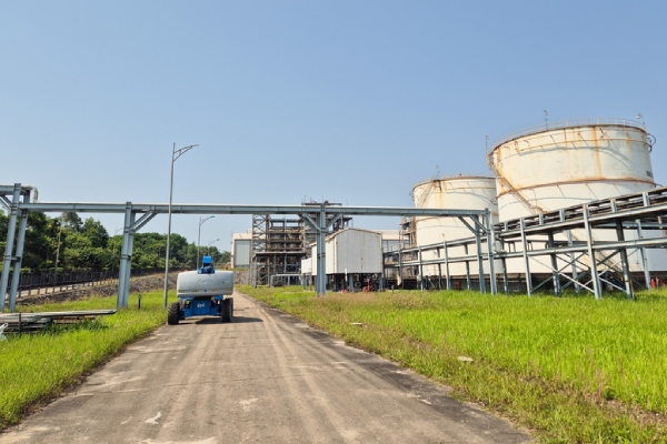 Xăng E10: Nguồn cung ổn định nhưng vẫn phụ thuộc lớn vào ethanol nhập khẩu