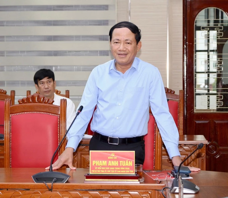 Chủ tịch UBND tỉnh Gia Lai Phạm Anh Tuấn đánh giá dư địa hợp tác giữa Gia Lai và Viettel còn rất lớn. Chủ tịch UBND tỉnh Gia Lai Phạm Anh Tuấn đánh giá dư địa hợp tác giữa Gia Lai và Viettel còn rất lớn.