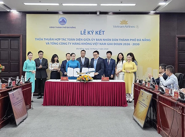 Ký kết hợp tác giữa TP Đà Nẵng và Vietnam Airlines giai đoạn 2026 2030. Ký kết hợp tác giữa TP Đà Nẵng và Vietnam Airlines giai đoạn 2026 2030.
