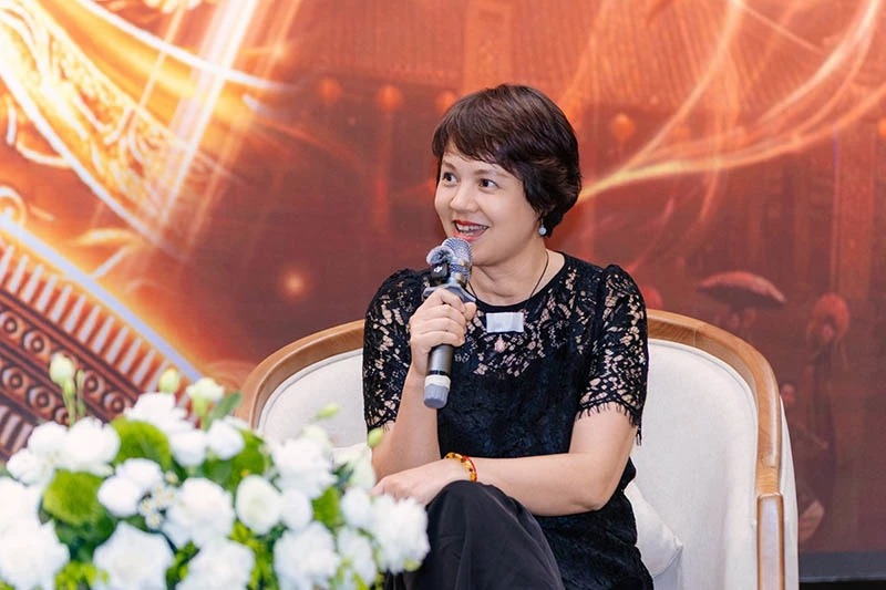 Đất Nước Thiên Hùng Ca nhận được đánh là “must-see show” của Việt Nam từ giới chuyên môn. Đất Nước Thiên Hùng Ca nhận được đánh là “must-see show” của Việt Nam từ giới chuyên môn.