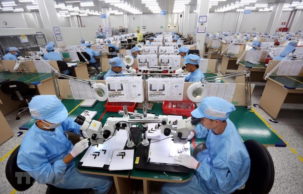 Cải cách thể chế: Điều doanh nghiệp cần không chỉ là cắt giảm thủ tục