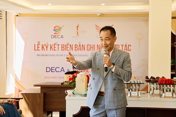 Ông Lê Đình Nam chia sẻ về việc DECA trở thành đối tác chiến lược đồng hành cùng Miss Heritage Global 2026. Ông Lê Đình Nam chia sẻ về việc DECA trở thành đối tác chiến lược đồng hành cùng Miss Heritage Global 2026.