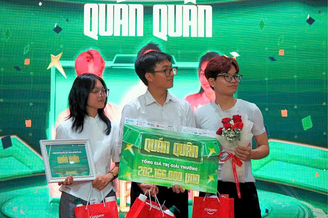 E-Commerce Mùa 7: Hành trình chinh phục ngôi vị Quán quân của đội Tơ Lệ Cần Vỉ