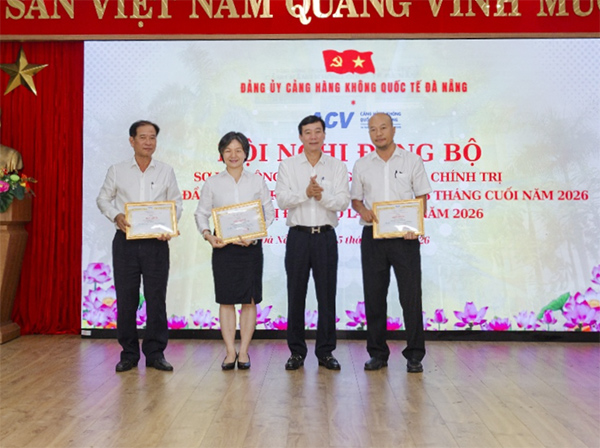 Sân bay Đà Nẵng đón hơn 50,6 nghìn chuyến bay trong 6 tháng