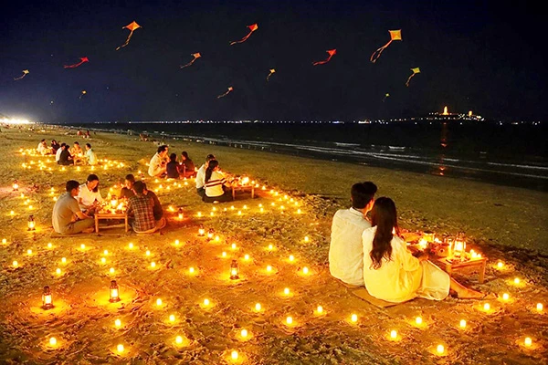 Hình ảnh cánh diều quen thuộc của tuổi thơ sẽ bước vào đêm dạ tiệc trên biển Đả Nẵng. Hình ảnh cánh diều quen thuộc của tuổi thơ sẽ bước vào đêm dạ tiệc trên biển Đả Nẵng.