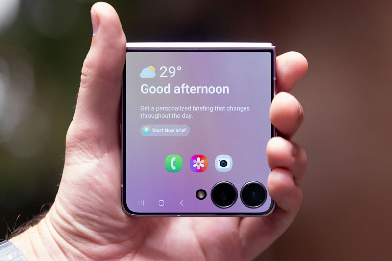 Những nâng cấp đáng chú ý của Samsung Galaxy Z Flip8, giá từ 31,99 triệu tại Việt Nam