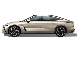 Xe sedan hạng D mạnh 469 mã lực, hệ thống hỗ trợ lái tiên tiến, giá gần 700 triệu đồng