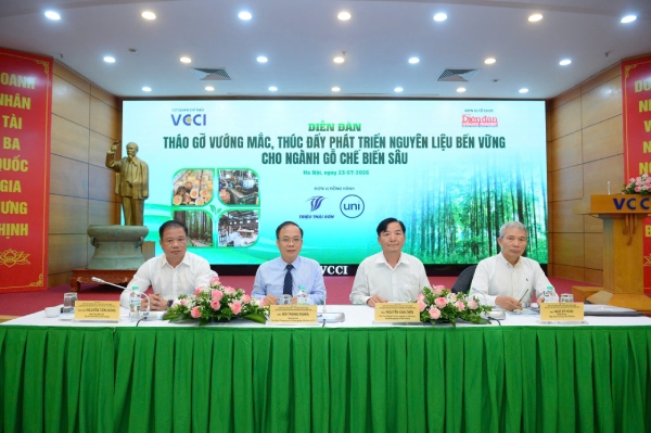 Ngành gỗ cần chuyển từ tư duy 'làm nhiều lợi ít' sang 'làm tinh, giá trị cao'