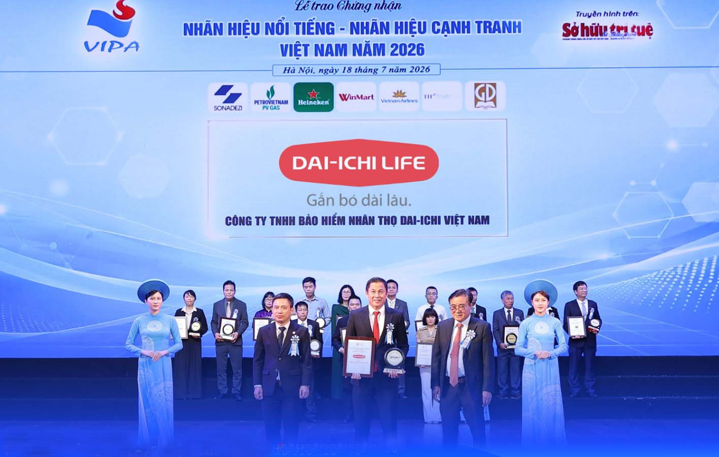 'Top 10 nhãn hiệu nổi tiếng Việt Nam 2026' vinh danh Dai-ichi Việt Nam