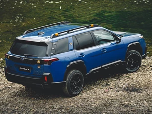 SUV địa hình dài hơn 4,8 mét, công suất 264 mã lực, giá gần 1,4 tỷ đồng