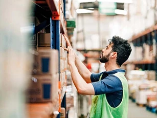 Doanh nghiệp đẩy mạnh đầu tư vào AI, tự động hóa