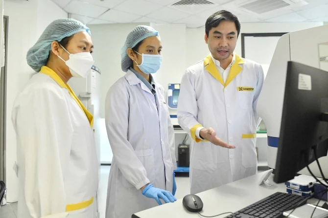 TS Võ Sỹ Nam và các cộng sự.