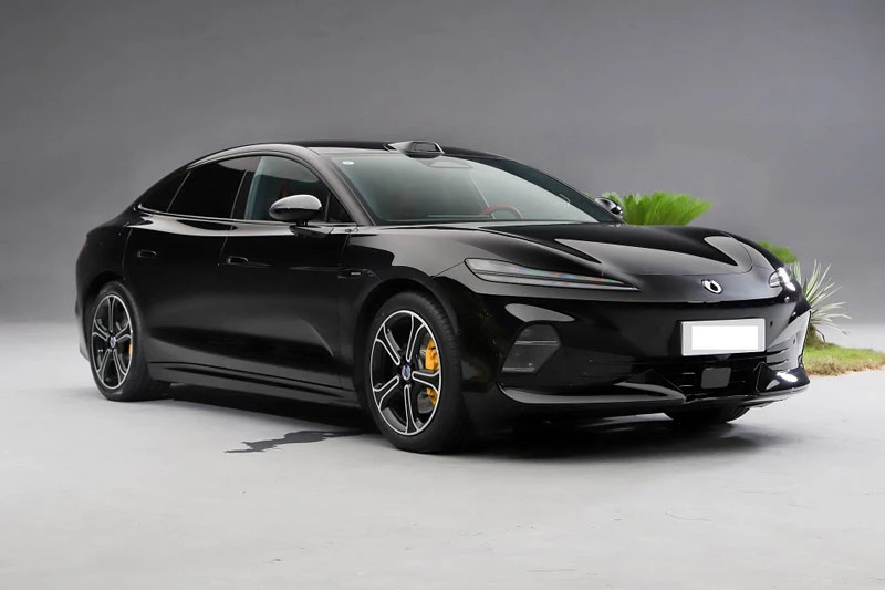 Denza Z9S.
