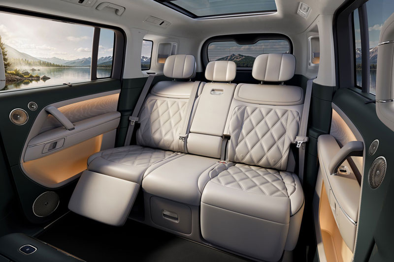 SUV địa hình cỡ lớn, công suất 586 mã lực, nội thất siêu sang, giá hơn 1,7 tỷ đồng
