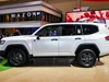Toyota Land Cruiser Hybrid 2026 ra mắt, giá gần 4 tỷ đồng