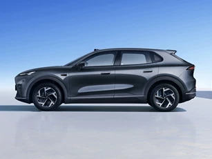 SUV hạng C mạnh 272 mã lực, trang bị tiên tiến, giá từ 450 triệu đồng