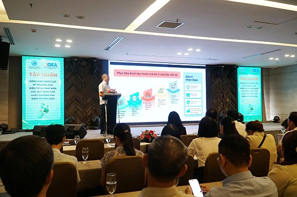 Tập huấn nâng cao năng lực về TMĐ do Sở Công Thương Đà Nẵng phối hợp với Cục TMĐT và Kinh tế số tổ chức ngày 7/8.