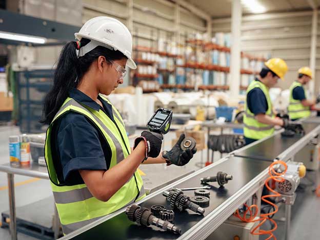 Doanh nghiệp hiện đại hóa quy trình tuyến đầu giúp tăng năng suất