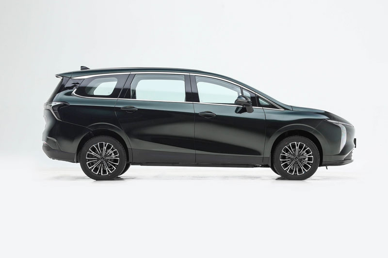 Xe MPV 6 chỗ, công suất 184 mã lực, giá hơn 400 triệu đồng