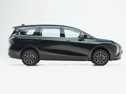 Xe MPV 6 chỗ, công suất 184 mã lực, giá hơn 400 triệu đồng