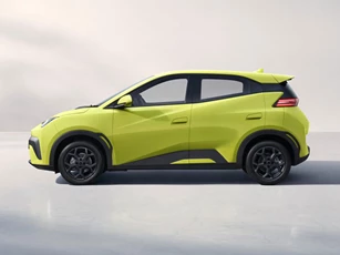 Xe điện mini thiết kế cá tính, giá gần 300 triệu đồng