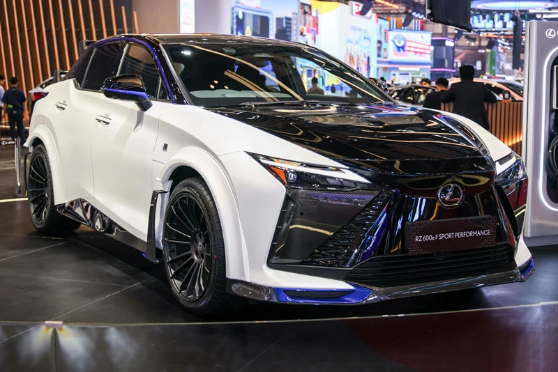 Lexus RZ600e F Sport Performance. 