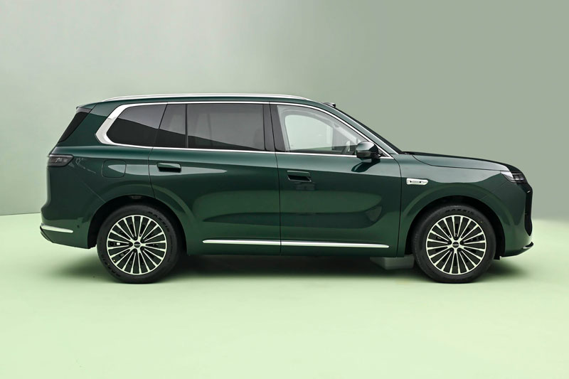 SUV hạng D công suất 220 mã lực, siêu tiết kiệm xăng, giá gần 6 triệu đồng