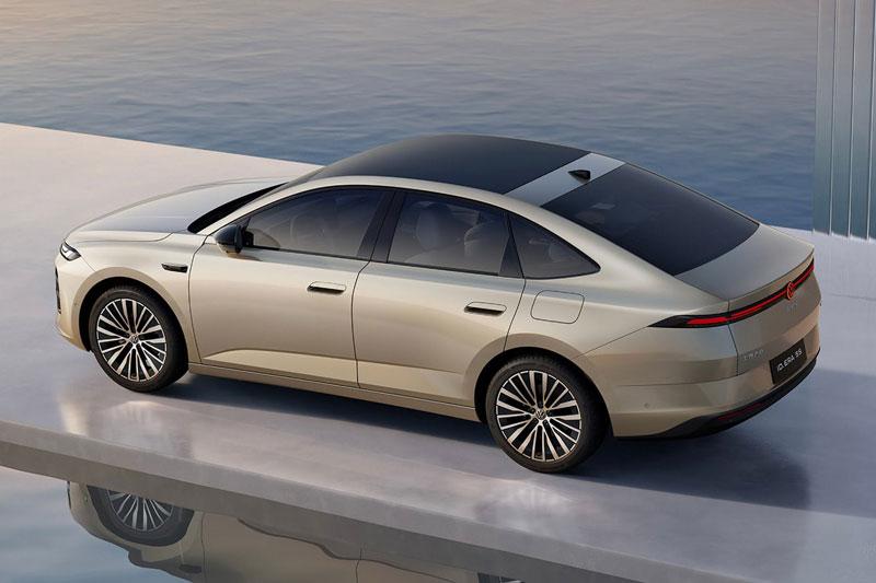 Xe sedan hạng D động cơ PHEV, siêu tiết kiệm xăng, giá hơn 460 triệu đồng