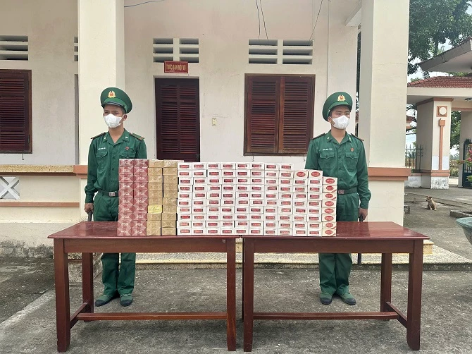 Ảnh 2: Tang vật thu giữ - Ảnh Tô Văn