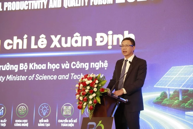 Thứ trưởng Bộ Khoa học và Công nghệ Lê Xuân Định phát biểu tại Diễn đàn.