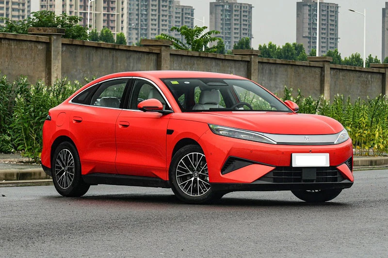 BYD Qin Max 2026.