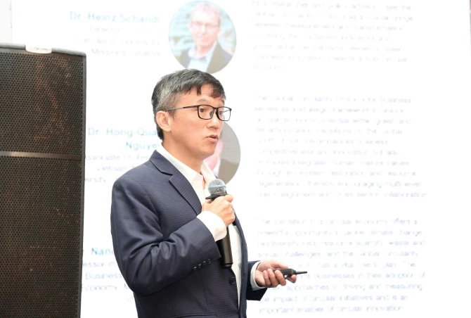 PGS. TS Nguyễn Hồng Quân - Giám đốc Viện Nghiên cứu Phát triển Kinh tế Tuần hoàn (ICED), Đại học Quốc gia TP Hồ Chí Minh.