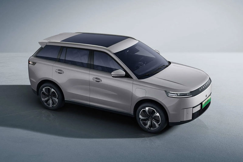 SUV hạng B công suất 208 mã lực, giá từ 599 triệu đồng tại Việt Nam