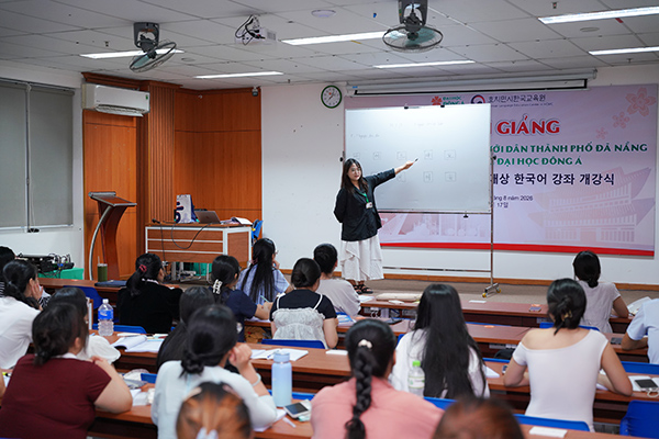 Người dân sống tại Đà Nẵng được học tiếng Hàn miễn phí 