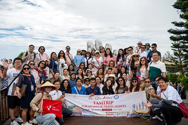 Đoàn famtrip Myanmar trải nghiệm Bà Nà Hills (Đà Nẵng).