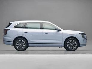 SUV PHEV hạng D công suất 408 mã lực, giá gần 470 triệu đồng