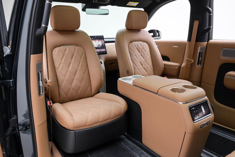 Xe gầm cao Xiaomi dài gần 5,3 mét, trang bị tối tân, giá chưa tới 1,2 tỷ đồng