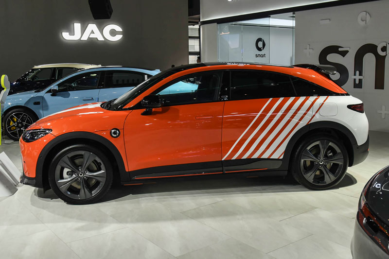 Xe SUV thể thao công suất 428 mã lực, giá hơn 800 triệu đồng