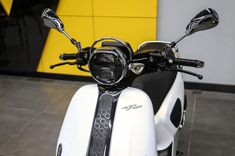 Honda trình làng xe tay ga 150cc, trang bị vượt trội SH, giá hơn 58 triệu đồng