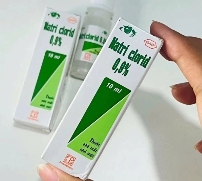 Dung dịch nhỏ mắt Natri clỏid 0,9% do Pharmedic sản xuất.