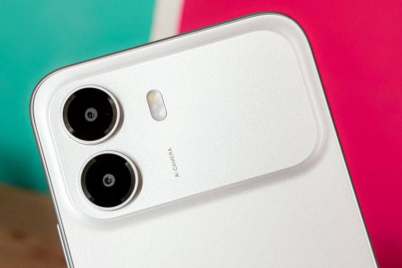 Smartphone ‘nồi đồng cối đá’, pin 6.500mAh, giá hơn 4 triệu đồng