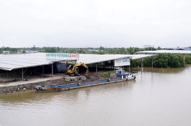 A1: Khu công nghiệp Tắc Thủ diện tích 345ha (xã An Khánh) được quy hoạch khu công nghiệp xanh, thông minh, tập trung đa ngành nghề.