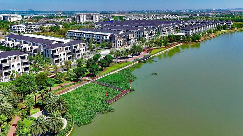 Một góc đô thị Aqua City quy mô 1.000 ha đã hoàn thiện và đón cư dân an cư. Một góc đô thị Aqua City quy mô 1.000 ha đã hoàn thiện và đón cư dân an cư.